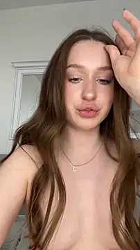 cuteeyesbaby from StripChat is Freechat