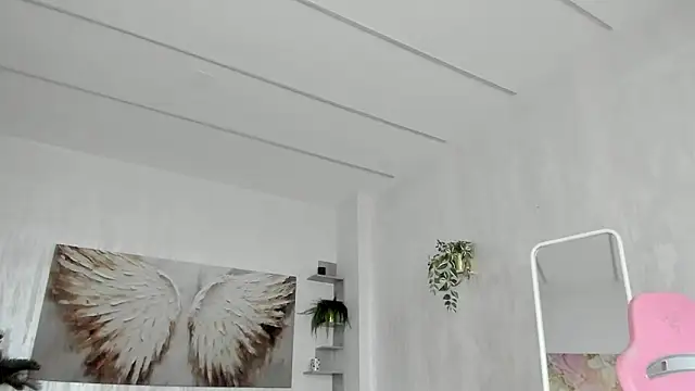 tiffanyhouston_ - TiffanyHouston_'s free webcam - UK Sex Cams