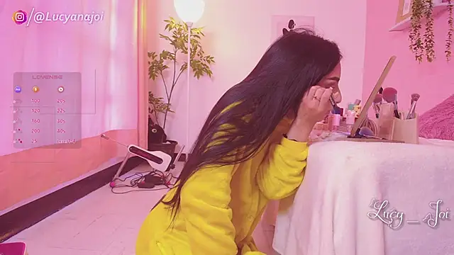 lucyanajoi (F teen) - anal