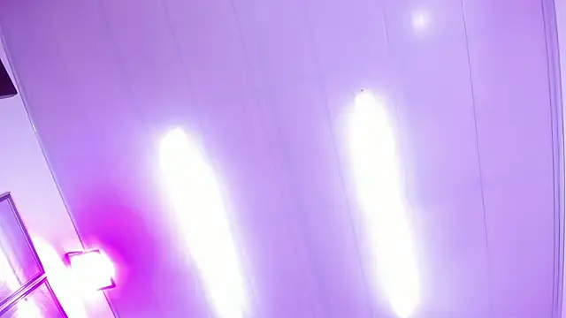 oriana69_ (F young) - 50 spanks on the tits