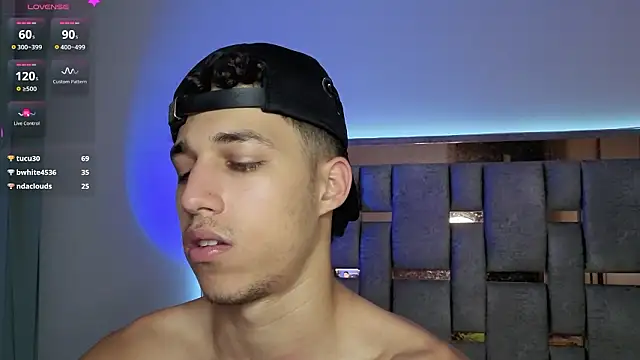 orionblaze69_ - Orionblaze69_'s free webcam - UK Sex Cams