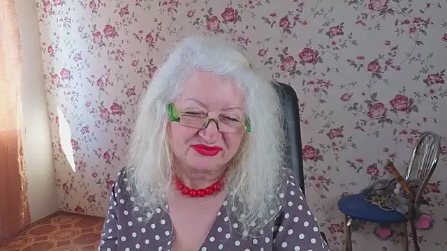 maya_mayflower - Maya_Mayflower's free webcam - UK Sex Cams