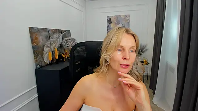 sinty_devis - Sinty_Devis's free webcam - UK Sex Cams