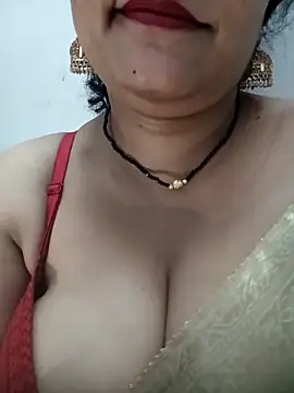 nyra-23 (F milf) - My complit  goal Valentine week 🥰💝💦😋