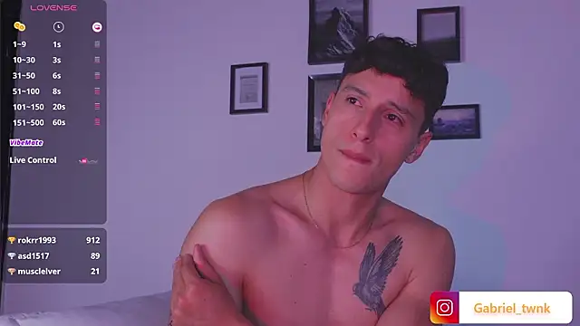 i_gabriel (M young) - LICK MY FEET