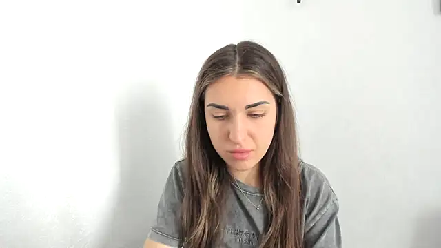 summmmersky1 - Summmmersky1's free webcam - UK Sex Cams