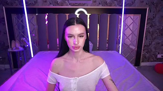 snow_whiteeex - Snow_WhiteeeX's free webcam - UK Sex Cams