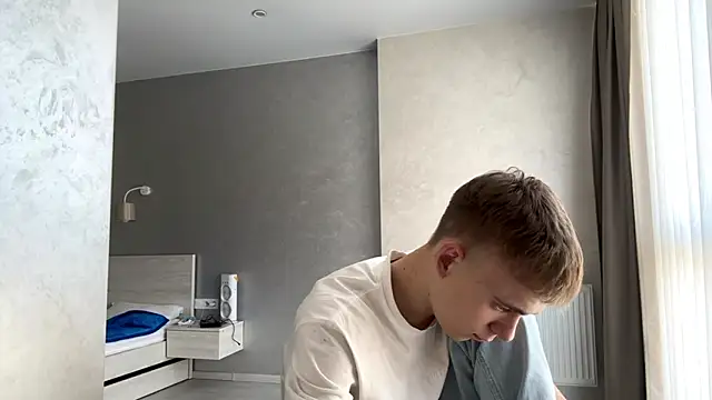 solofury (M twink) - Buy car