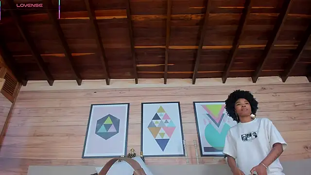 ariafoster (F young) - In doggy, vibe my clit with my DOMI🌸