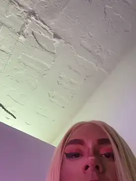 VenusSantana live sex cam