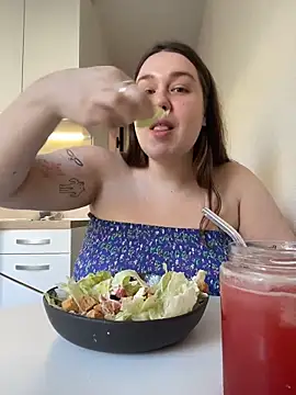 suziemurray (F young) - control toy for 3 min last tip