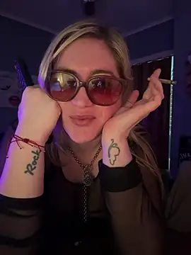 granlady7 (Ask my age) - Chupada de dildo y tetas