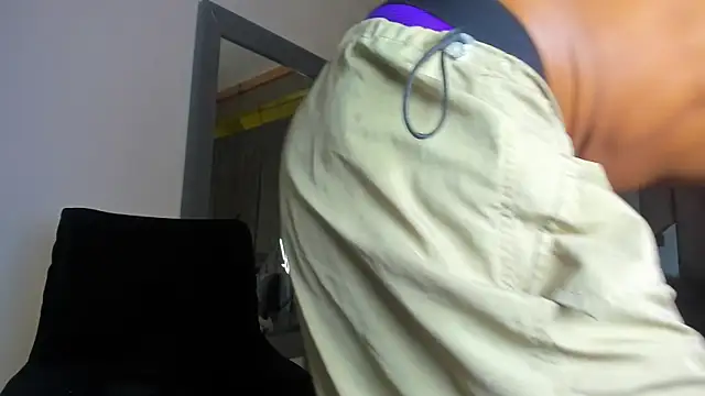 Rpoolrboy live sex cam