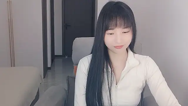 lisa-3333 - Lisa-3333's free webcam - UK Sex Cams