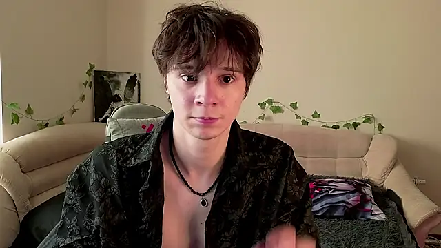 AnthonyCuutie's live cam