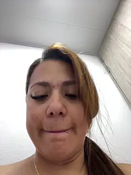 pretty__milf (F milf) - Show pussy in you face + I Fuck dildo