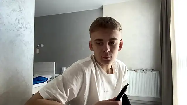 solofury (M twink) - Buy car