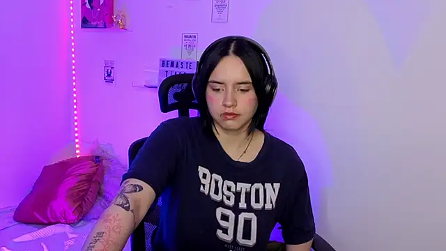 emily_lindey - Emily_Lindey's free webcam