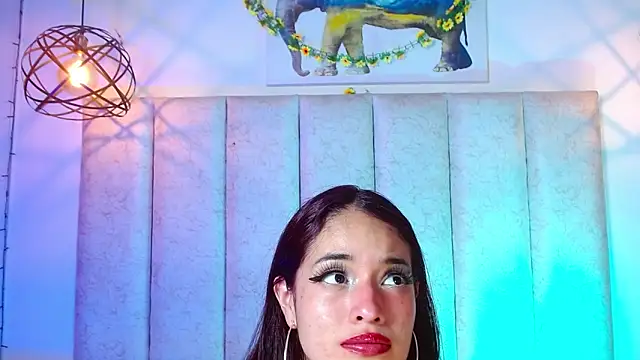 madissonrousecs (F young) - Ahegado 🔥🤤 with saliva in my tits