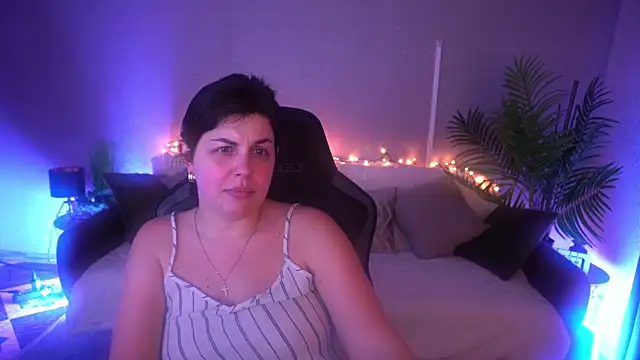 mirandawong - MirandaWong's free webcam - UK Sex Cams