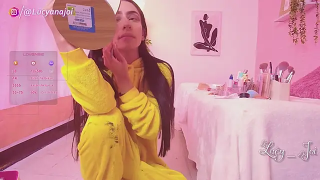 Lucyanajoi live sex cam