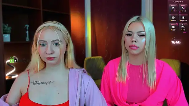 mila_glow1 - Mila_glow1's free webcam