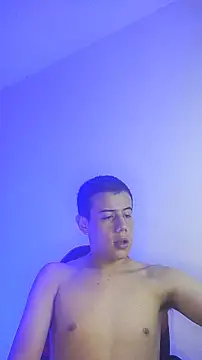 jac0b_x (M twink) - show dick