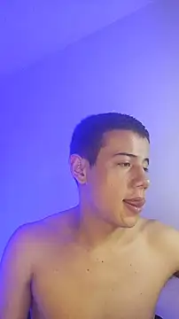 jac0b_x (M twink) - show dick