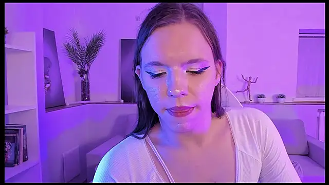 madison_dolly - Madison_dolly's free webcam - UK Sex Cams