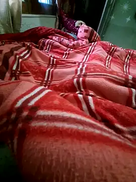 iambesting (M young) - Show lips