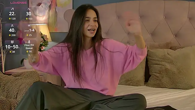 Luviaaaaa live sex cam