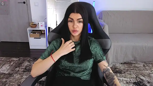 anacondaonn - AnacondaOnn's free webcam - UK Sex Cams