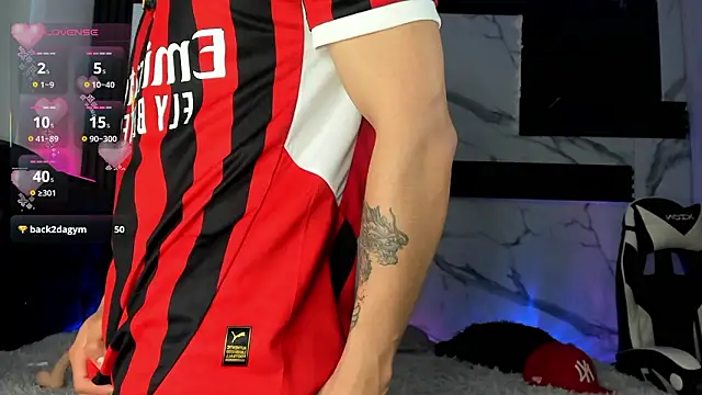 Saimonvela's live cam