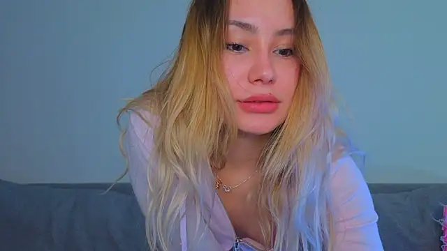 baobei03 (F young) - naked gentle massage from my friend