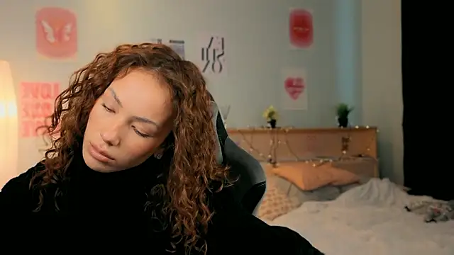 nexorine (F teen) - eyes contact