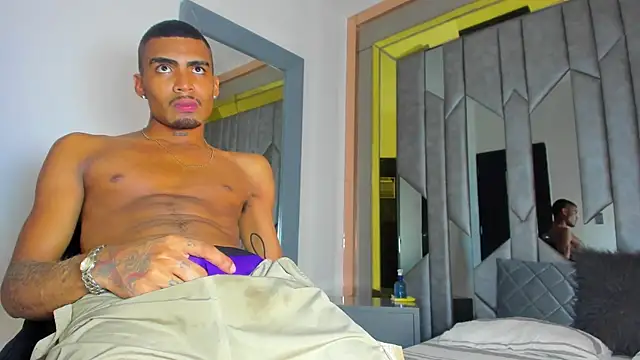 Rpoolrboy's live cam