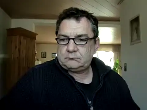 Nobbie444 live sex cam