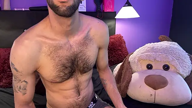 karim_mansur (Ask my age) - Hi Karim Youre so sexy! Godd Morning!