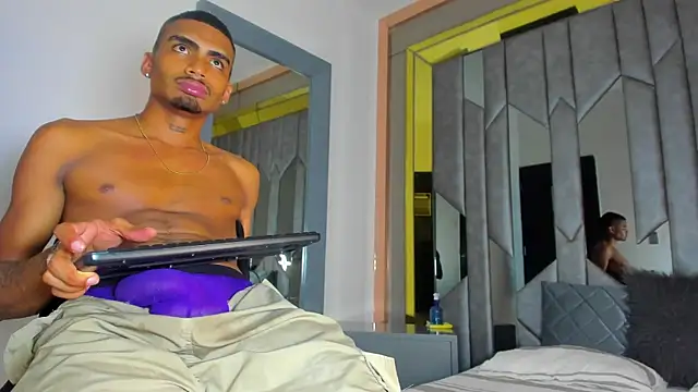 Rpoolrboy's live cam