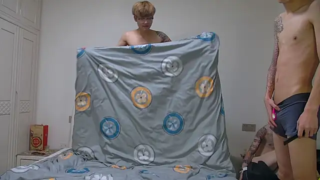 paofu-001 Live Webcam on Stripchat