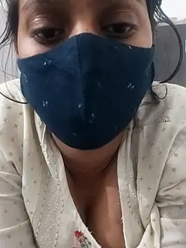 Webcam Model (me-leela)  is live.Free join now!