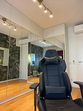 mileysin1111 (F young) - anal dildo