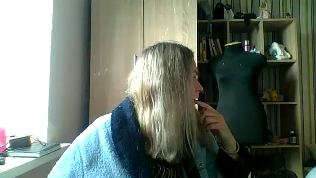 mollie365 (Ask my age) - Dance for 50 tokens 💃 Tip to see me