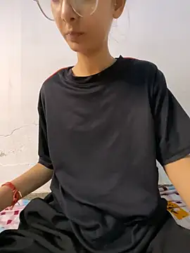 Webcam Model (sexy_liciy)  is live.Free join now!