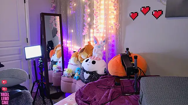 Preview of angel-lewd-cake