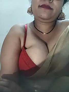 nyra-23 (F milf) - My complit  goal Valentine week 🥰💝💦😋