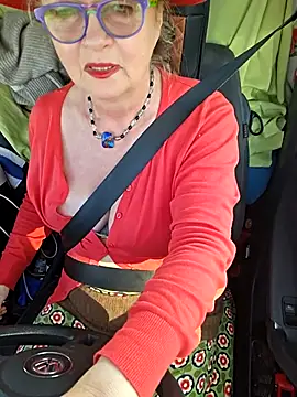 hot-muci (Ask my age) - Nacked show