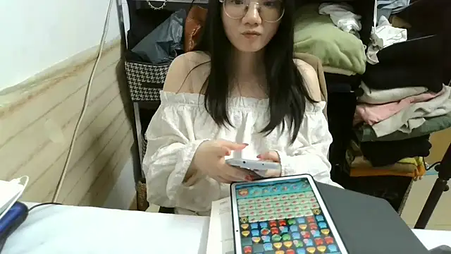 美女xiaoxiaowan11在线直播