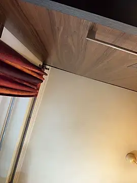 Webcam Model (Hotmomcheckk_)  is live.Free join now!