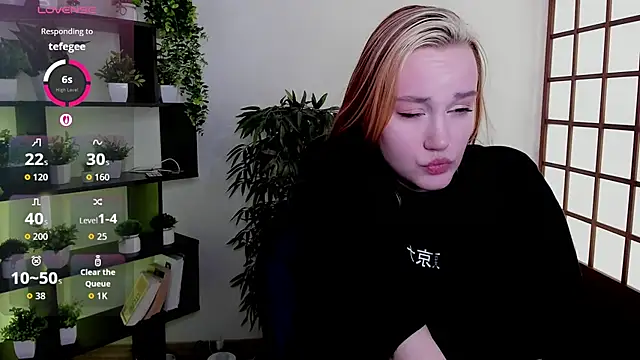 ida_fanestain - Ida_FaneStain's free webcam - UK Sex Cams